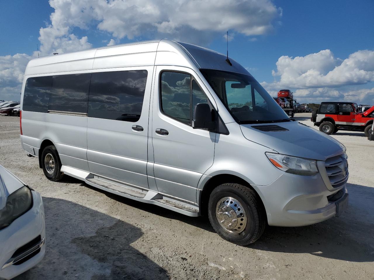 2019 Mercedes-Benz Sprinter VIN WD4PF1CDXKP062877 Copart auction photo, water/flood damage thumbnail 4