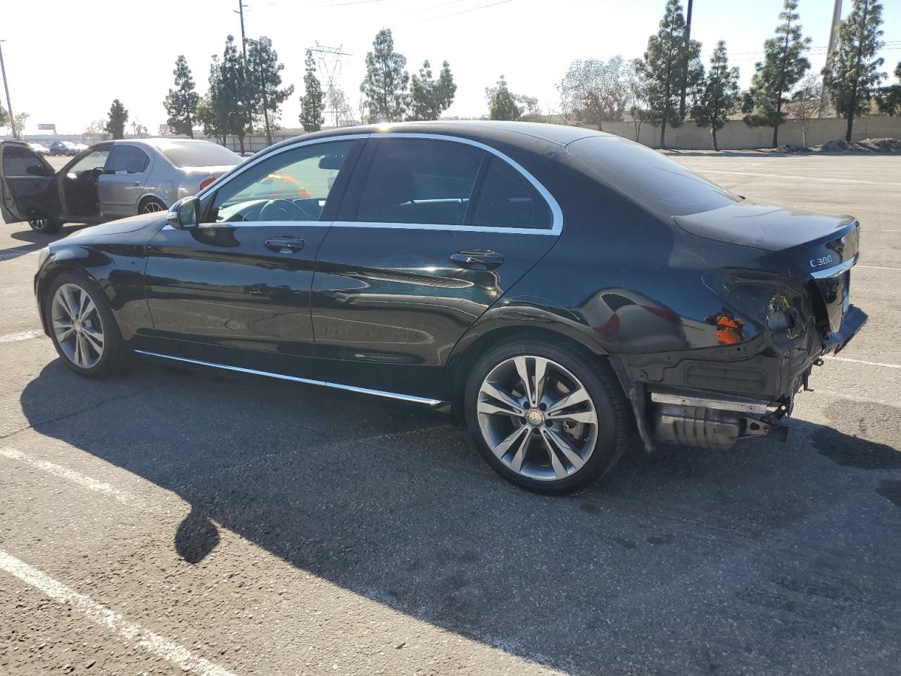 2015 Mercedes-Benz C-klasse VIN 55SWF4JB5FU071302 Copart auction photo, rear end damage thumbnail 2