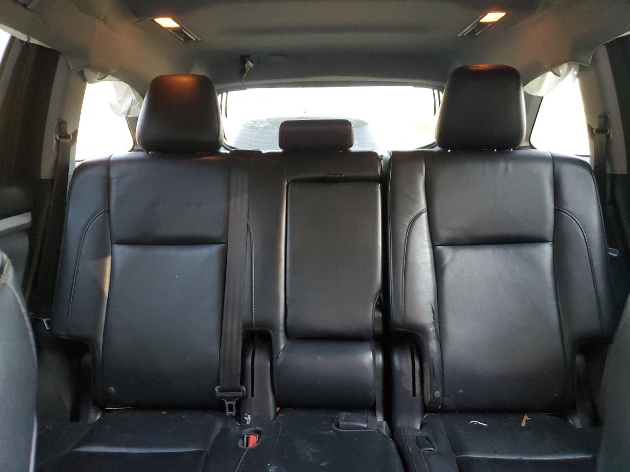 2016 Toyota Highlander VIN 5TDJKRFH4GS325502 Copart auction photo, front end damage thumbnail 10