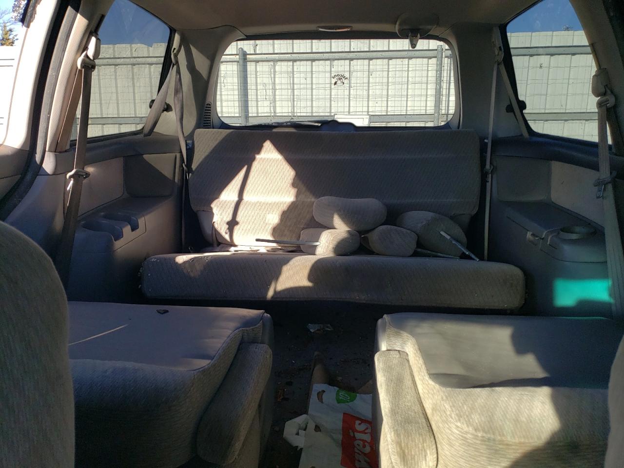 2004 Honda Odyssey VIN 5FNRL185X4B070987 Copart auction photo, all over damage thumbnail 10