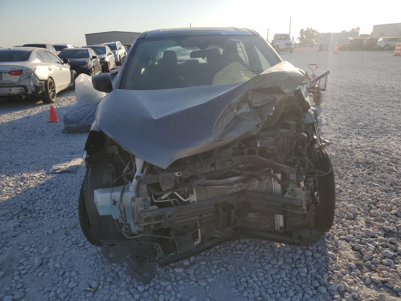 2020 Nissan Kicks VIN 3N1CP5BV2LL506504 Copart auction photo, front end / side damage thumbnail 5
