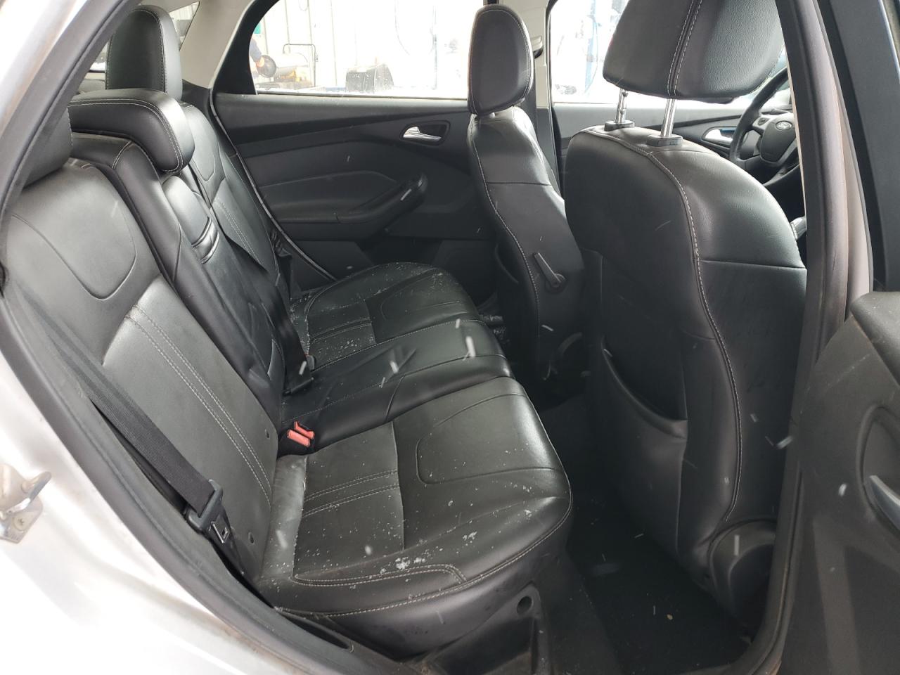 2013 Ford Focus VIN 1FADP3F29DL205480 Copart auction photo, rear end damage thumbnail 10