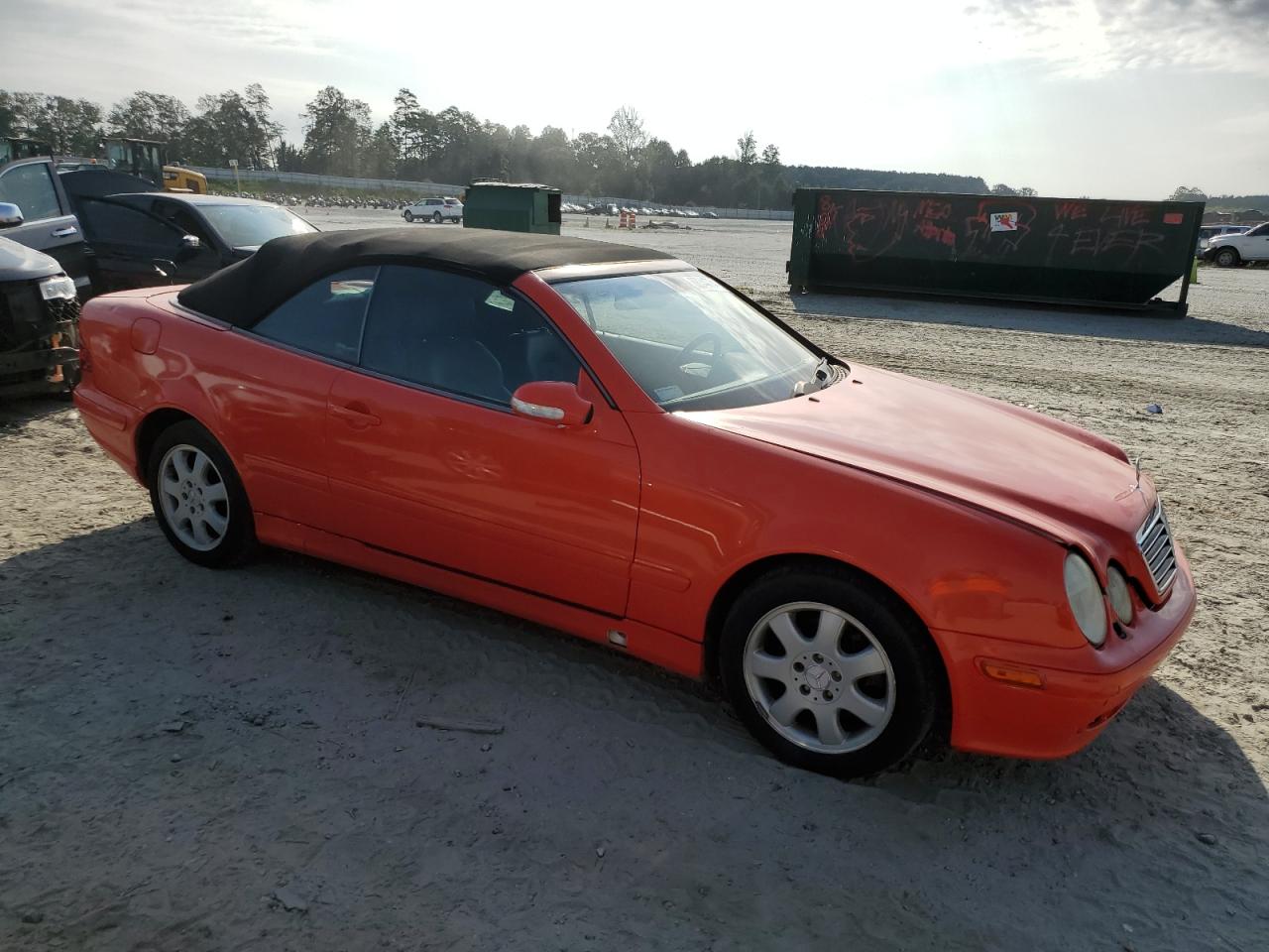 2003 Mercedes-Benz CLK-klasse VIN WDBLK65G03T130572 Copart auction photo, undercarriage / mechanical damage thumbnail 4