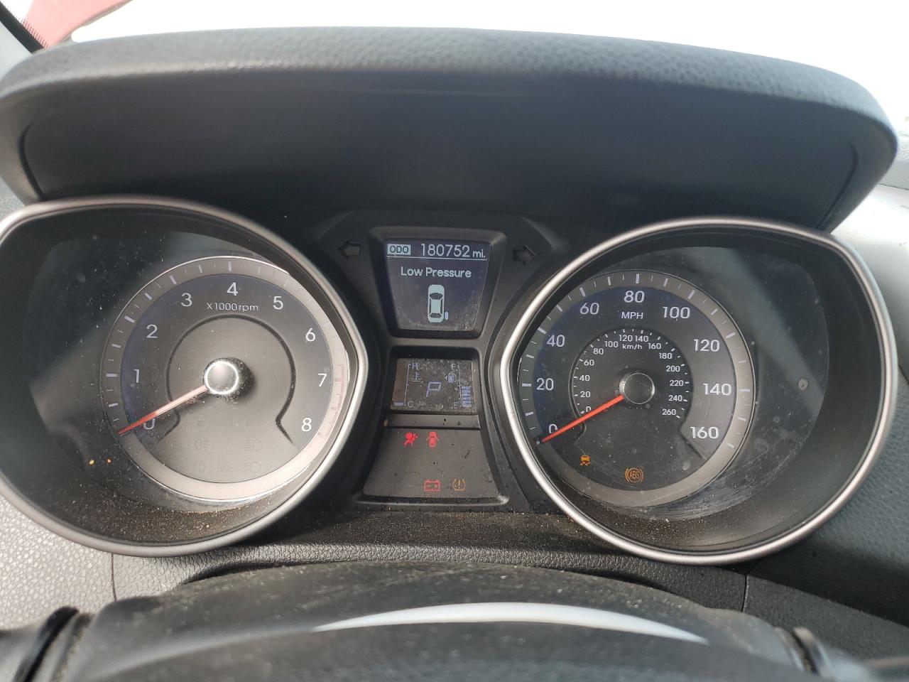 2016 Hyundai Elantra VIN KMHD35LH2GU304758 Copart auction photo, front end / side damage thumbnail 9