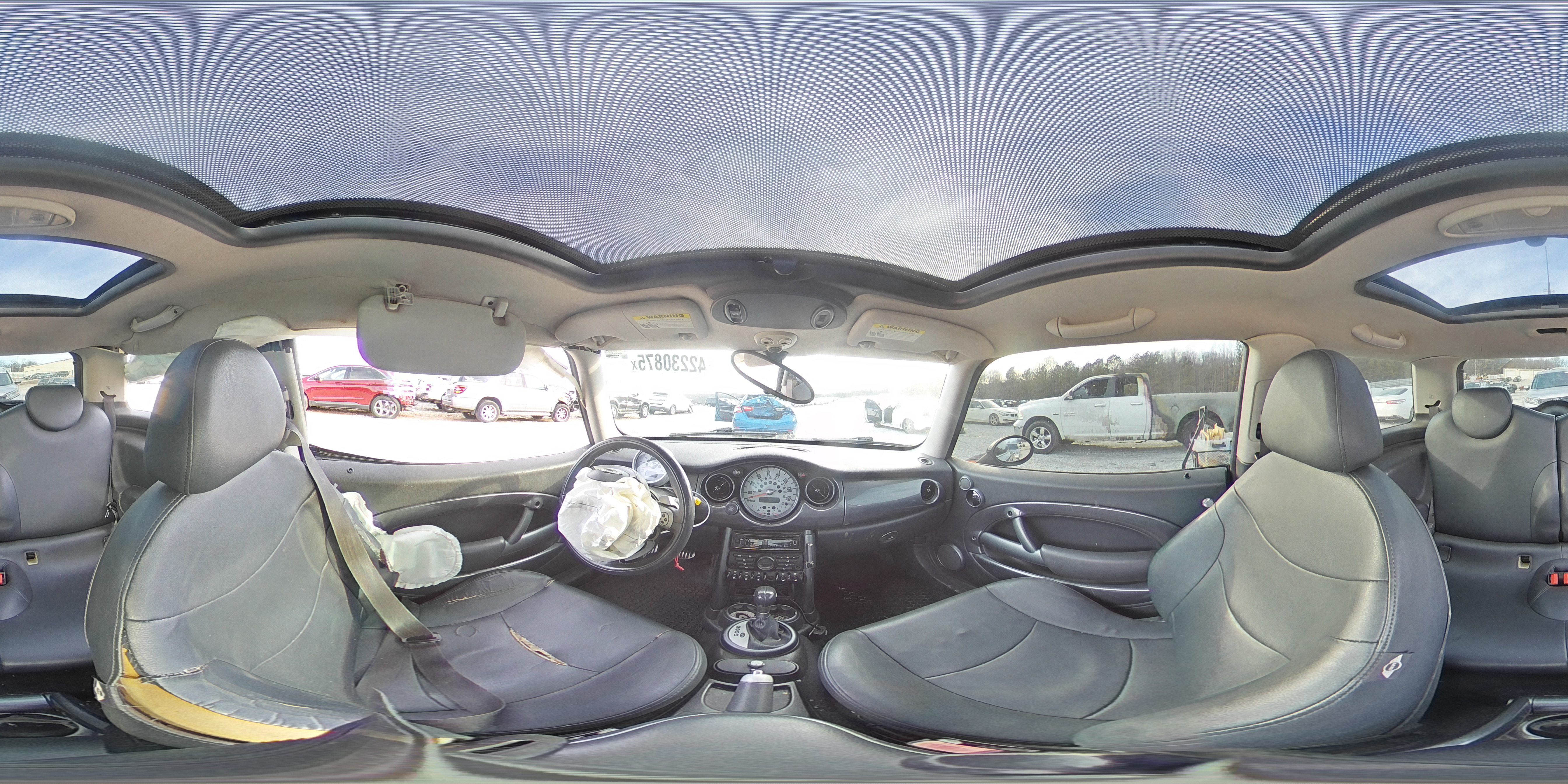 2006 MINI Cooper VIN WMWRE33506TJ39535 Copart auction photo, all over damage thumbnail 13
