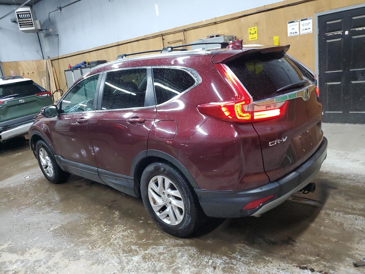 2018 Honda CR-V VIN 7FARW2H53JE054272 Copart auction photo, front end / minor dent/scratches damage thumbnail 2