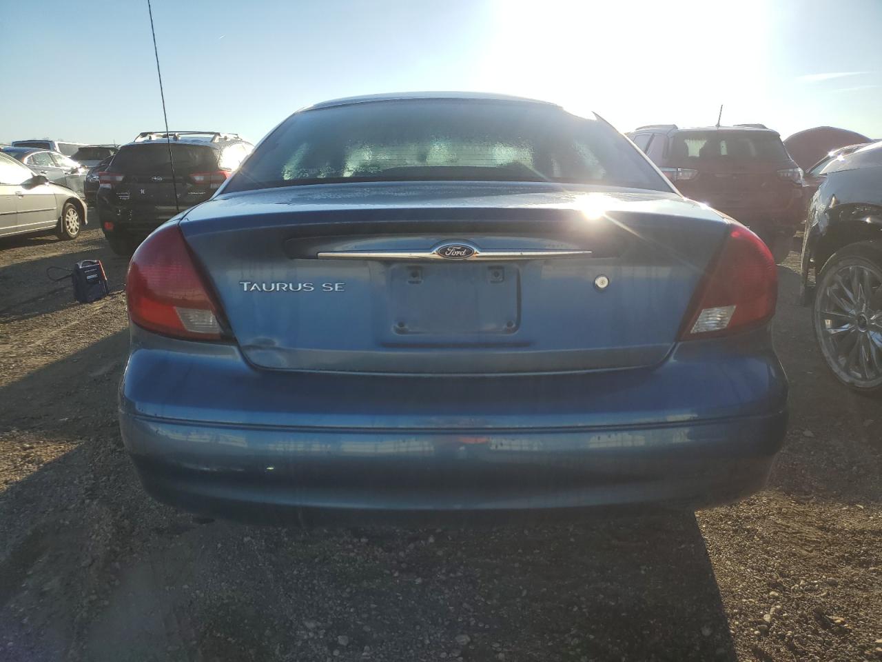 2002 Ford Taurus VIN 1FAFP53U42G148217 Copart auction photo, mechanical / minor dent/scratches damage thumbnail 6