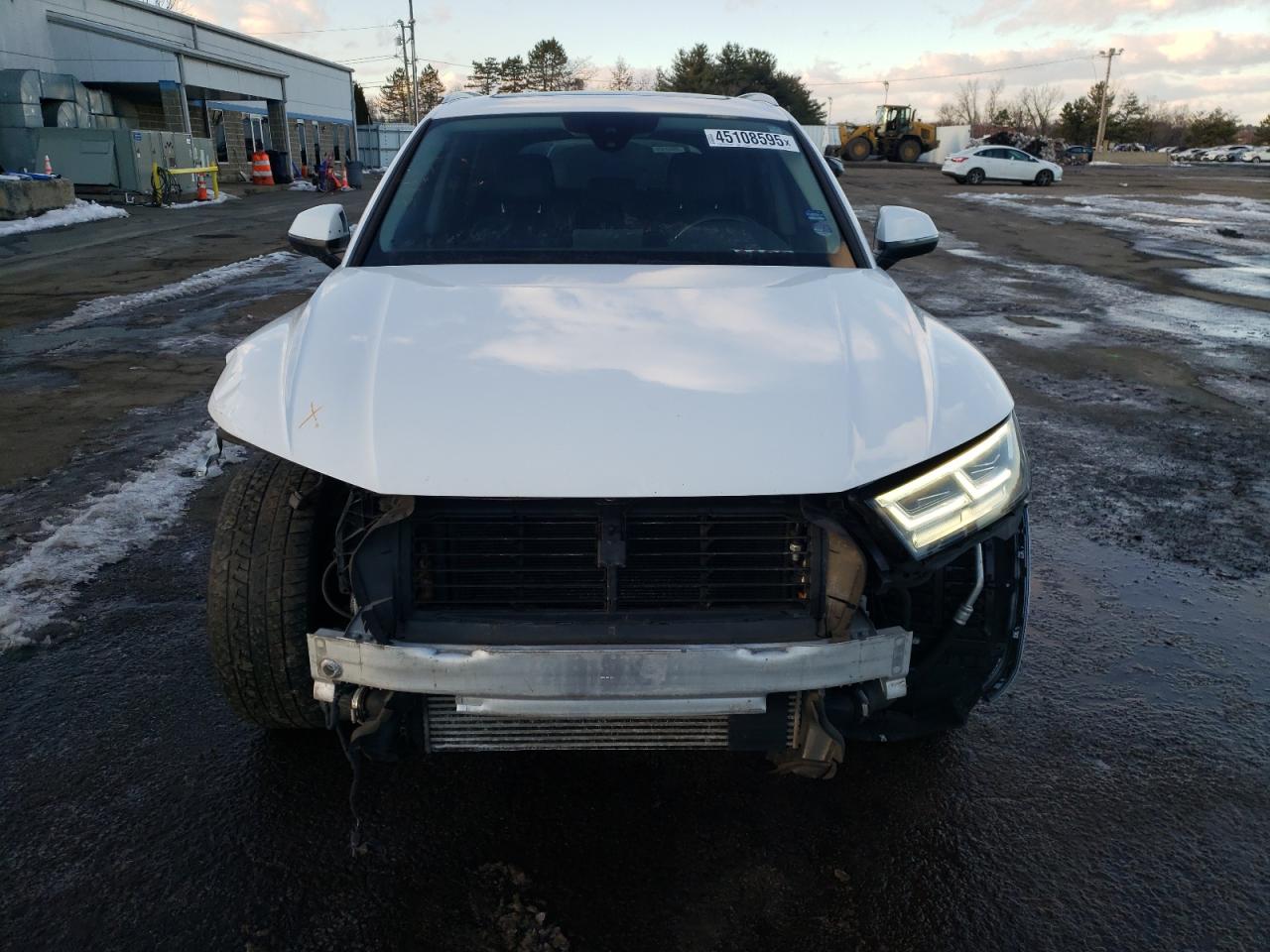 2018 Audi Q5 VIN WA1BNAFY4J2016800 Copart auction photo, front end damage thumbnail 5