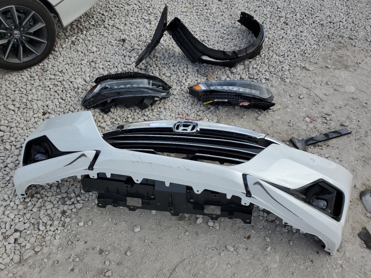 2021 Honda Accord VIN 1HGCV1F58MA096825 Copart auction photo, side / front end damage thumbnail 12