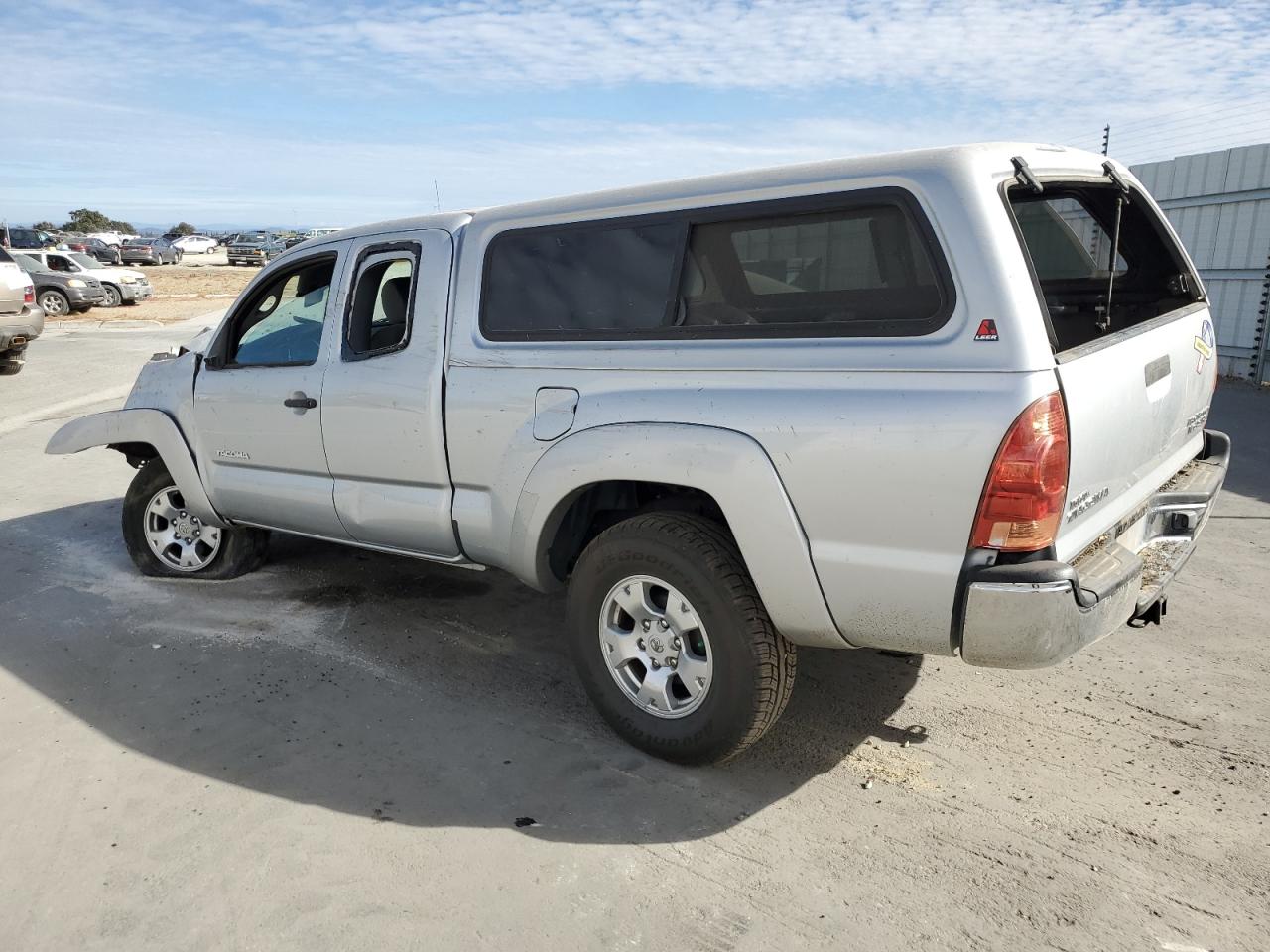 2007 Toyota Tacoma VIN 5TETU62N57Z411966 Copart auction photo, front end damage thumbnail 2