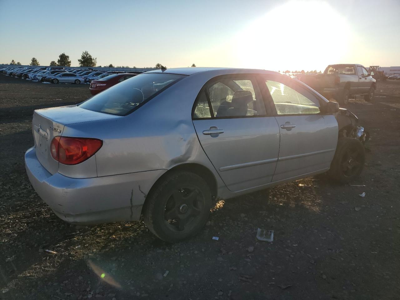 2005 Toyota Corolla VIN 1NXBR32E95Z469978 Copart auction photo, all over damage thumbnail 3
