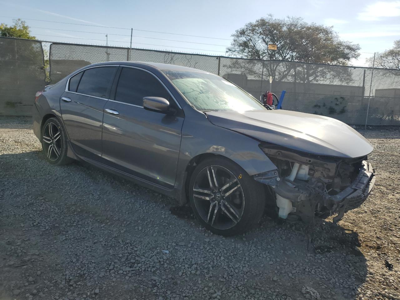 2017 Honda Accord VIN 1HGCR2F5XHA163442 Copart auction photo, front end damage thumbnail 4