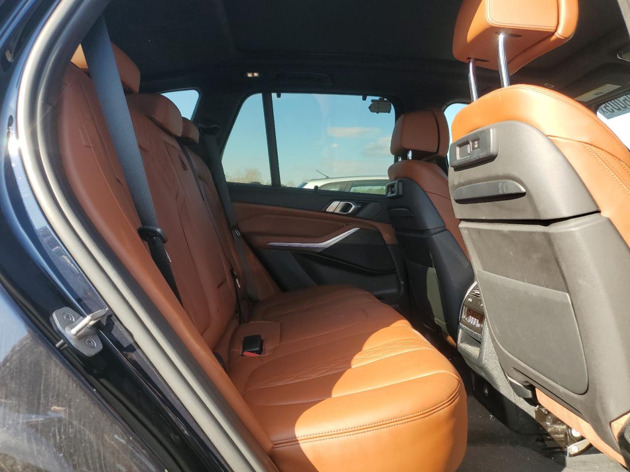 2022 BMW X5 VIN 5UXTA6C04N9N02679 Copart auction photo, front end / minor dent/scratches damage thumbnail 11