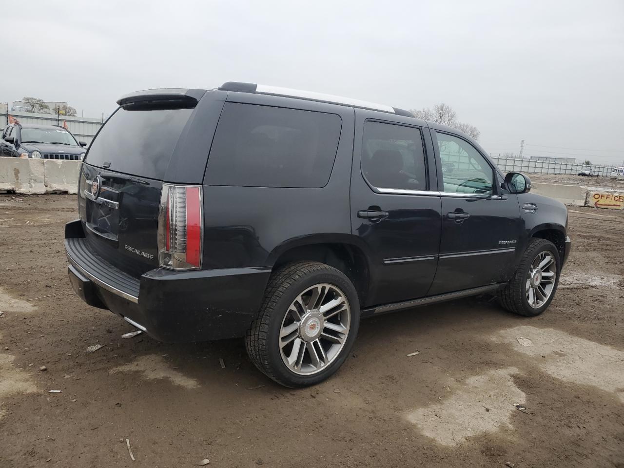 2012 Cadillac Escalade VIN 1GYS4CEF8CR308636 Copart auction photo, mechanical damage thumbnail 3
