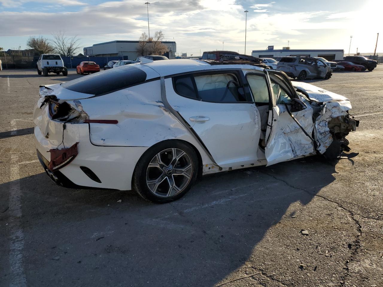 2020 KIA Stinger VIN KNAE15LA3L6080929 Copart auction photo, rollover damage thumbnail 3