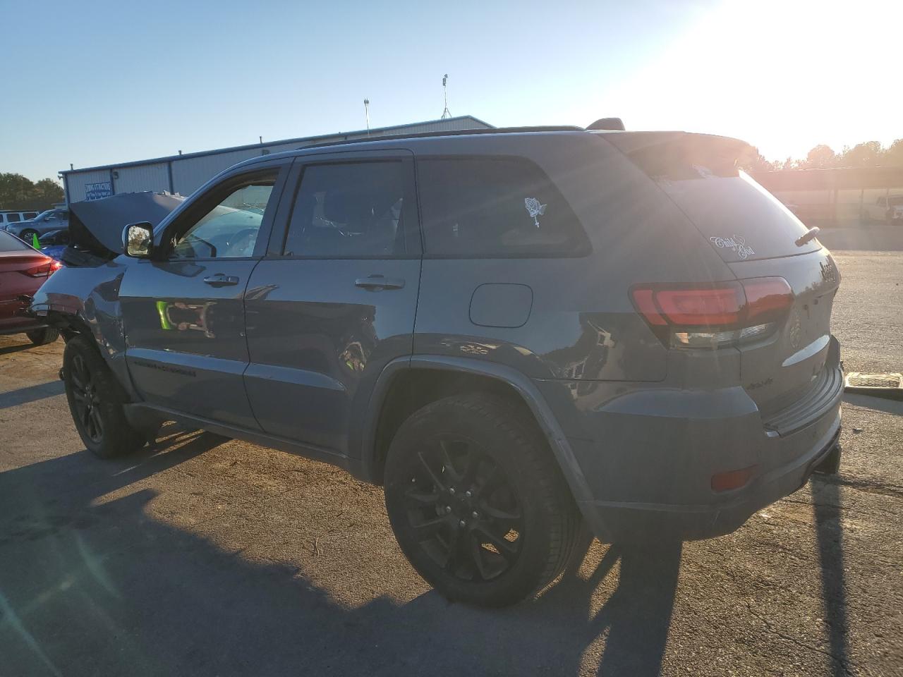 2021 Jeep Grand Cherokee VIN 1C4RJFAG0MC678125 Copart auction photo, front end / side damage thumbnail 2