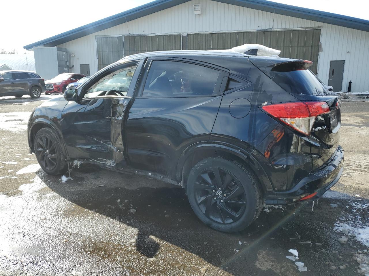 2022 Honda HR-V VIN 3CZRU6H10NM771438 Copart auction photo, side / minor dent/scratches damage thumbnail 2