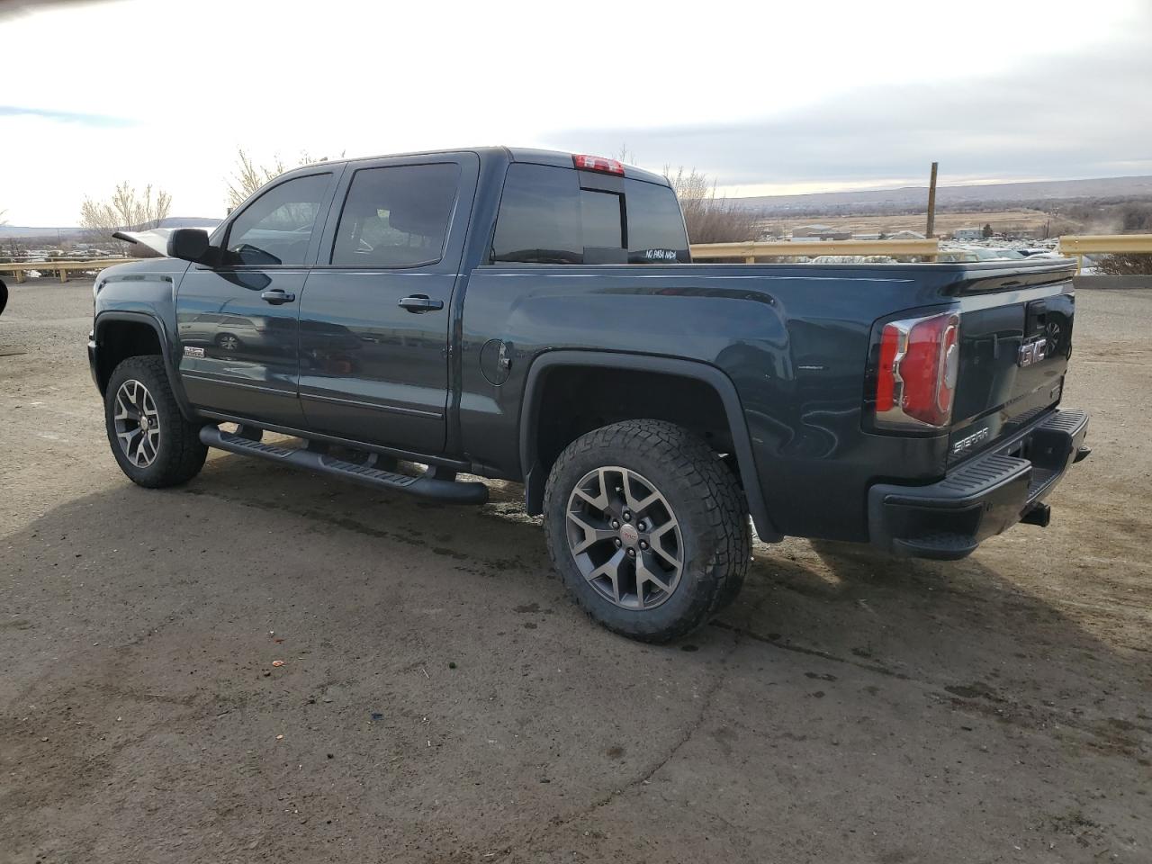2017 GMC Sierra VIN 3GTU2NEJ2HG191311 Copart auction photo, front end / side damage thumbnail 2