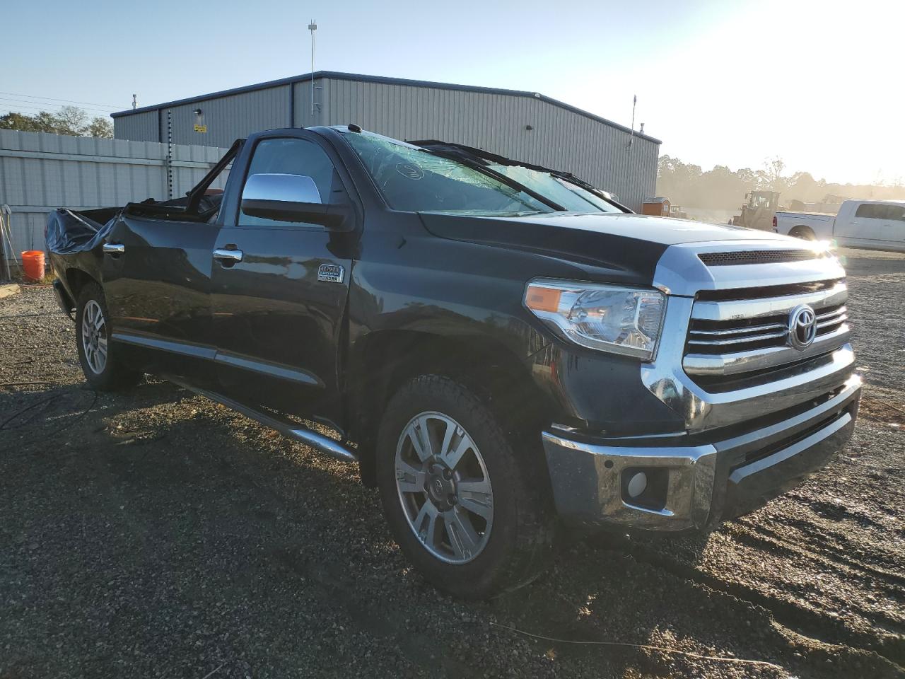 2016 Toyota Tundra VIN 5TFAY5F13GX542253 Copart auction photo, top/roof / rear end damage thumbnail 4