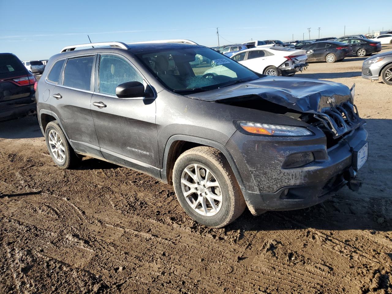 2015 Jeep Grand Cherokee VIN 1C4PJMCS1FW653717 Copart auction photo, front end / minor dent/scratches damage thumbnail 4