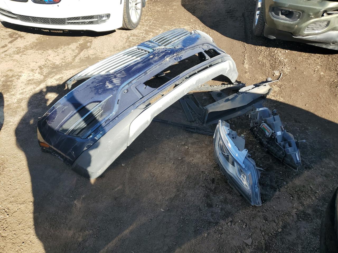 2017 Lincoln MKC VIN 5LMCJ1C96HUL57223 Copart auction photo, front end damage thumbnail 13