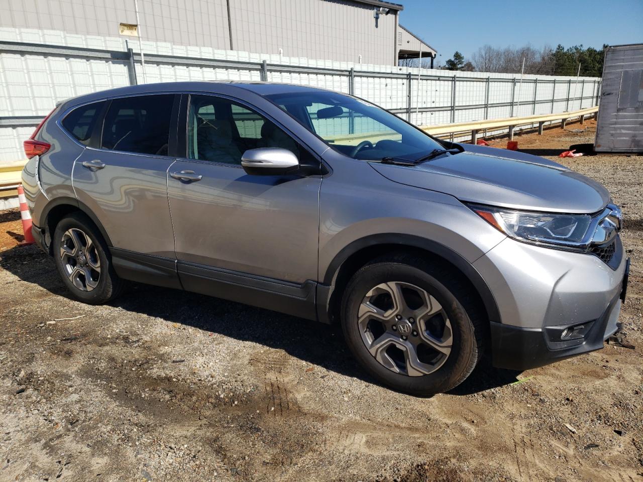 2019 Honda CR-V VIN 2HKRW1H57KH508449 Copart auction photo, rear end / side damage thumbnail 4