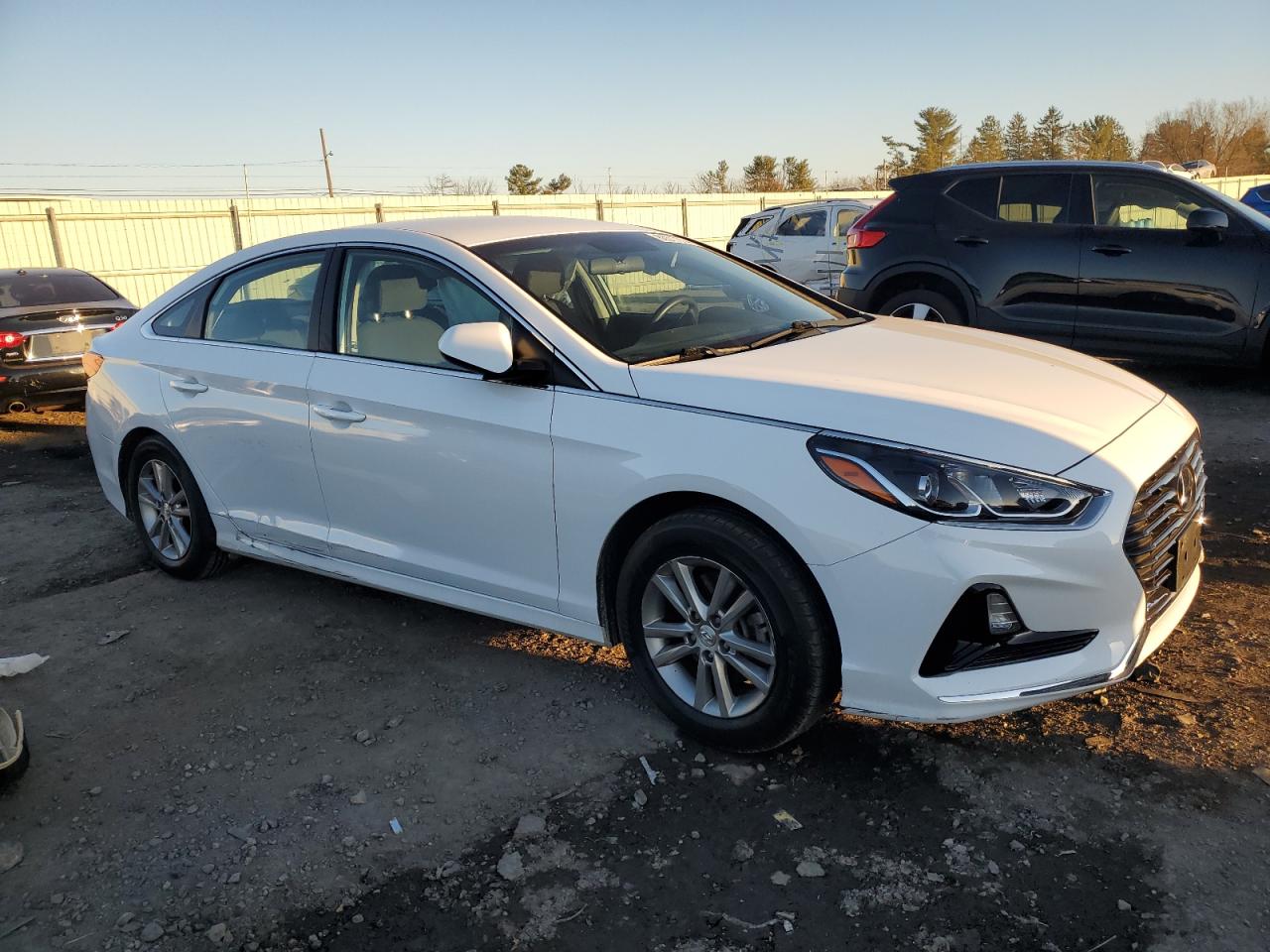 2018 Hyundai Sonata VIN 5NPE24AF0JH666788 Copart auction photo, side / rear end damage thumbnail 4