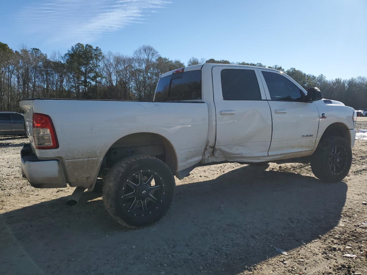 2020 RAM 2500 VIN 3C6UR5DL5LG115192 Copart auction photo, side damage thumbnail 3