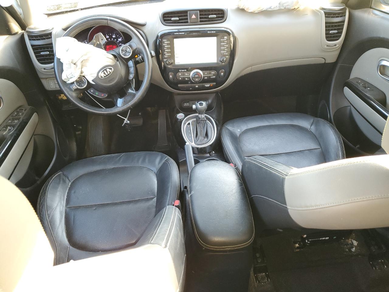 2016 KIA Soul VIN KNDJP3A5XG7248673 Copart auction photo, front end / side damage thumbnail 8