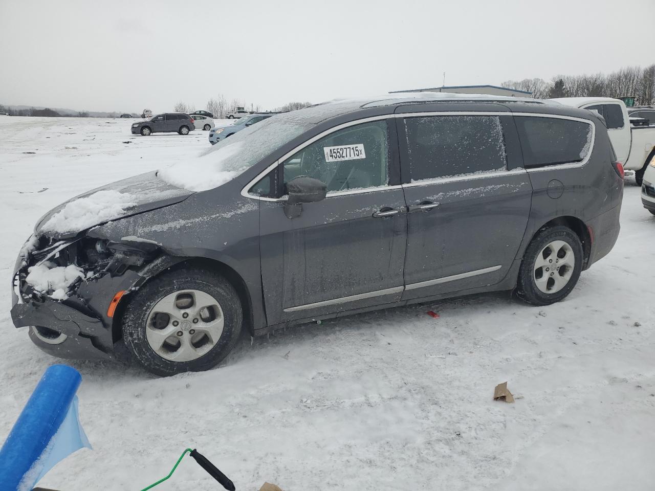 2017 Chrysler Pacifica VIN 2C4RC1EG6HR835841