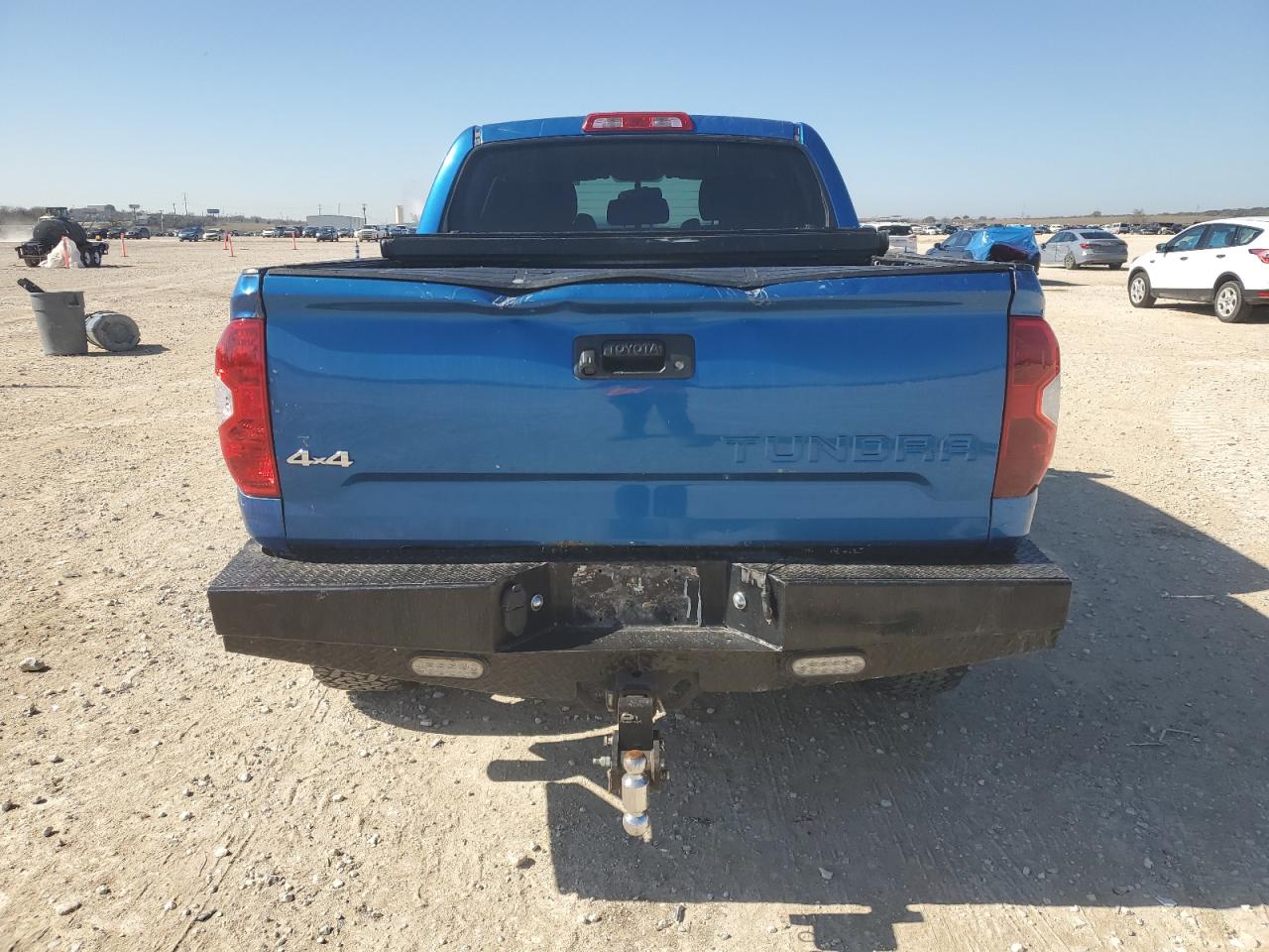 2016 Toyota Tundra VIN 5TFDY5F17GX521886 Copart auction photo, front end / side damage thumbnail 6