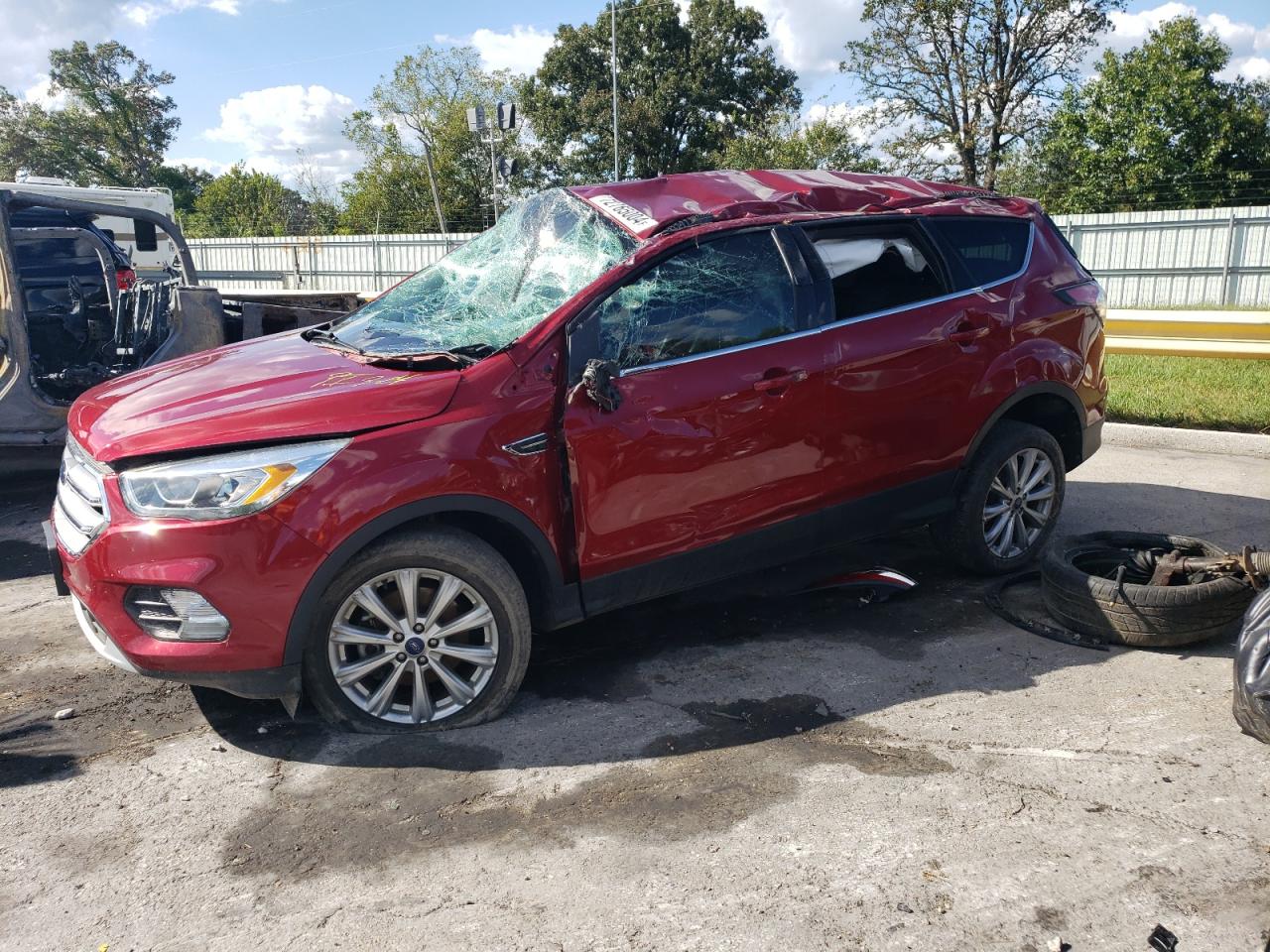 2017 Ford Escape VIN 1FMCU9J90HUB15006