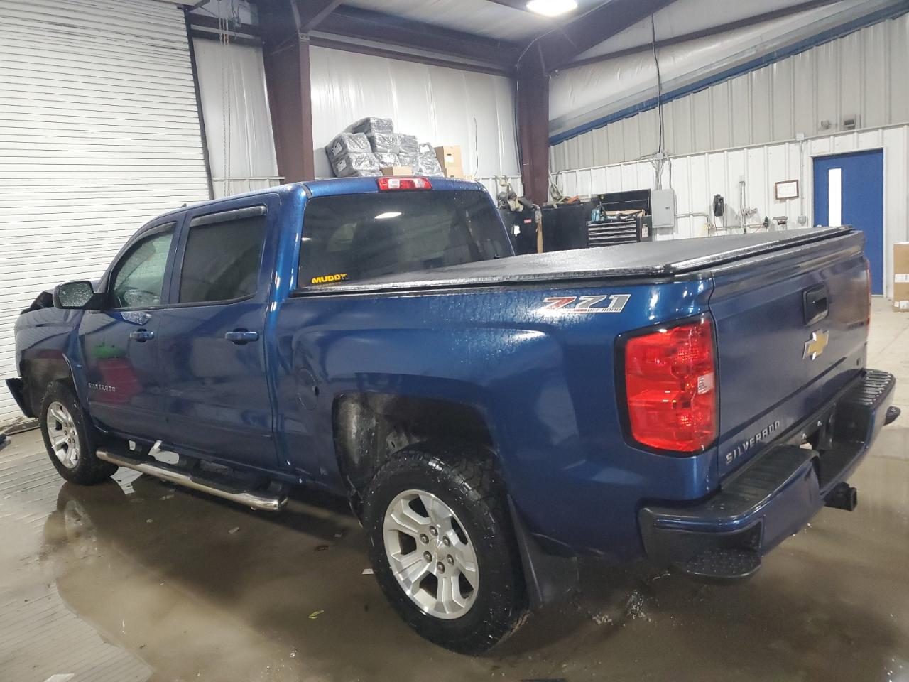 2017 Chevrolet Silverado VIN 3GCUKREC4HG348393 Copart auction photo, front end / side damage thumbnail 2