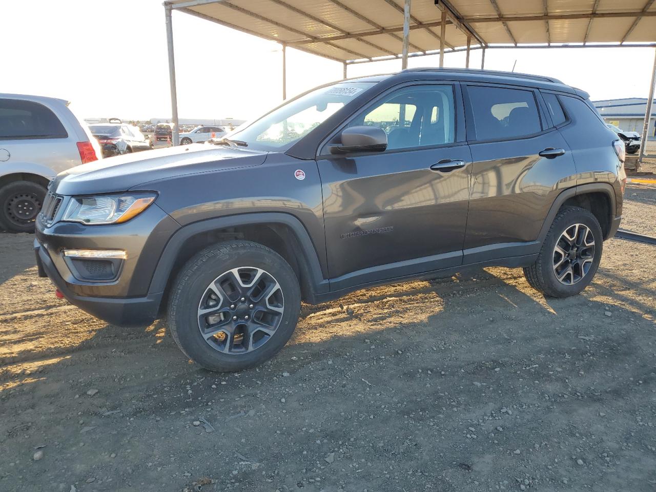 2019 Jeep Compass VIN 3C4NJDDB2KT722033