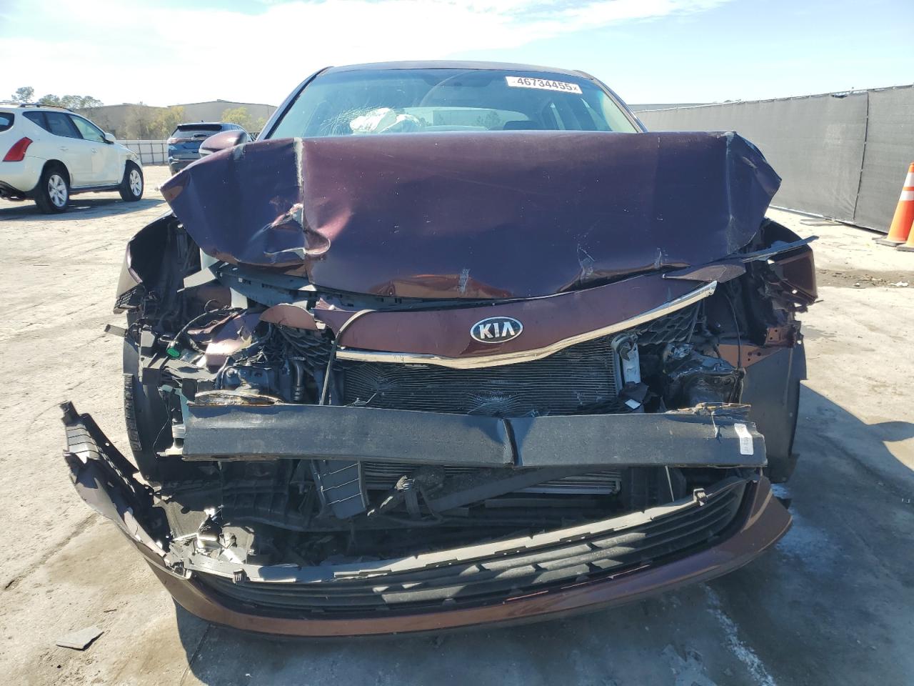 2016 KIA Optima VIN 5XXGT4L31GG018292 Copart auction photo, front end / side damage thumbnail 5