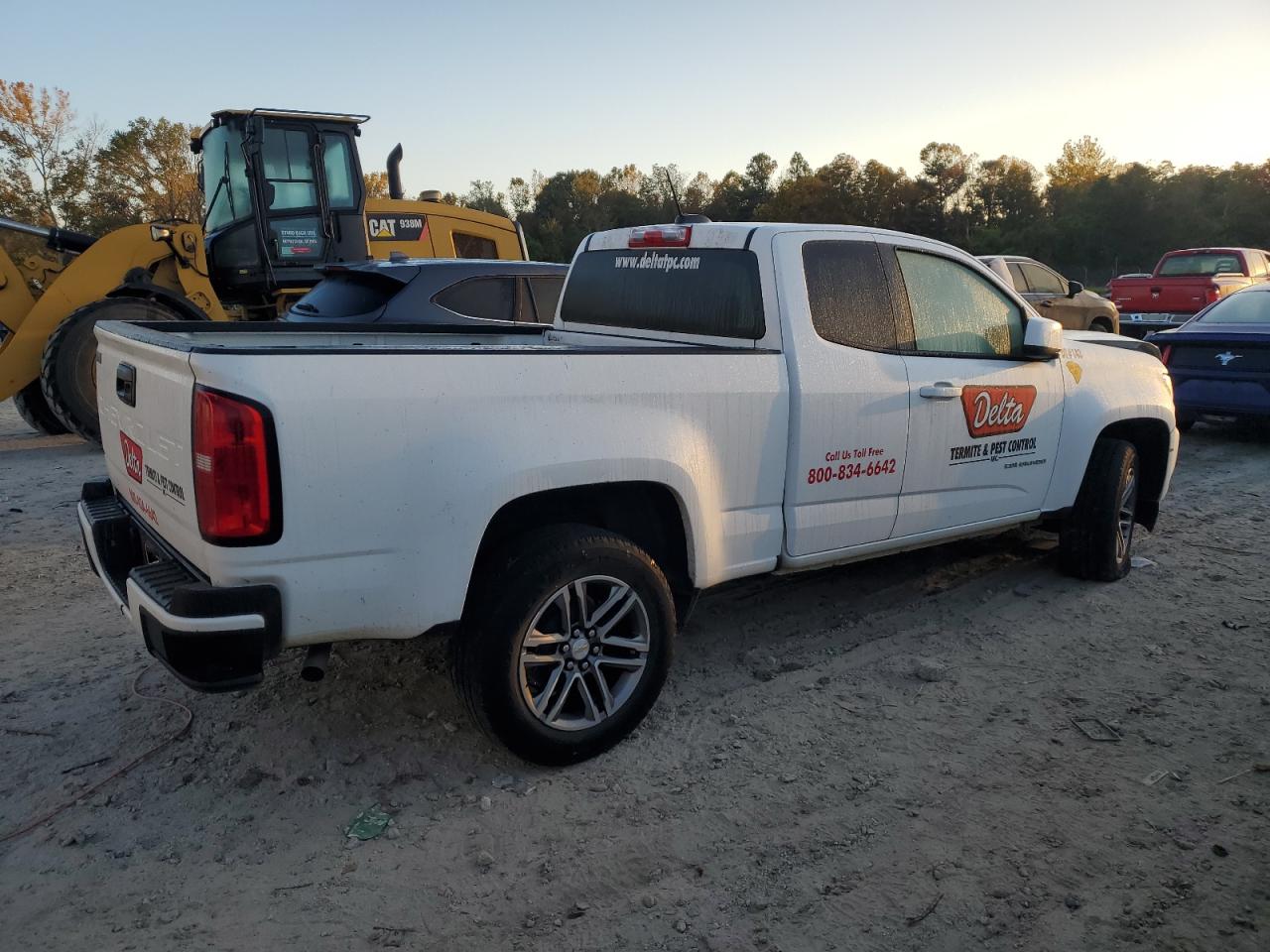 2022 Chevrolet Colorado VIN 1GCHSBEAXN1115118 Copart auction photo, front end damage thumbnail 3