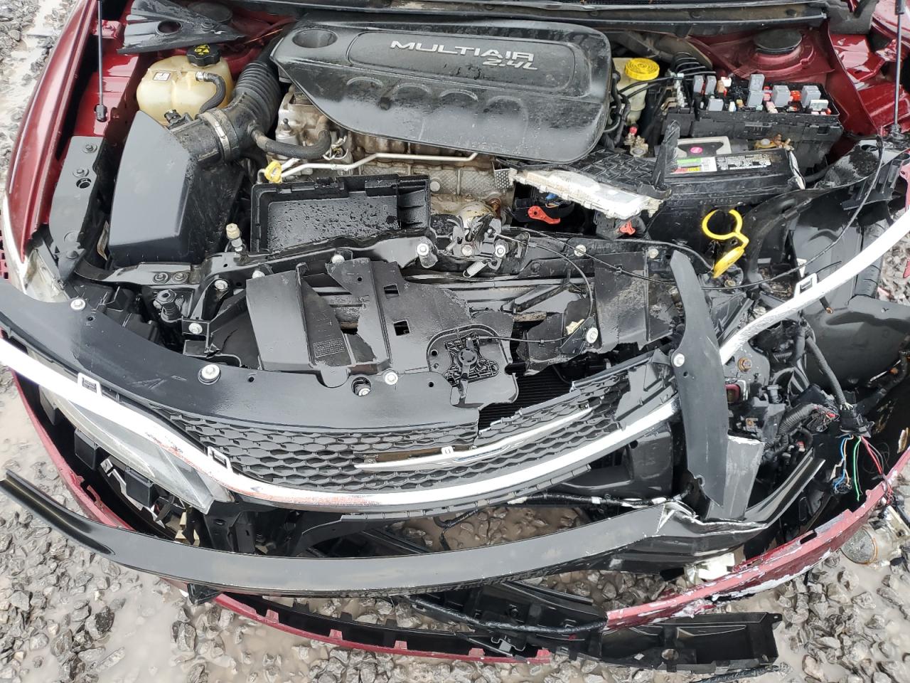 2015 Chrysler 200 VIN 1C3CCCAB1FN677130 Copart auction photo, front end / minor dent/scratches damage thumbnail 11