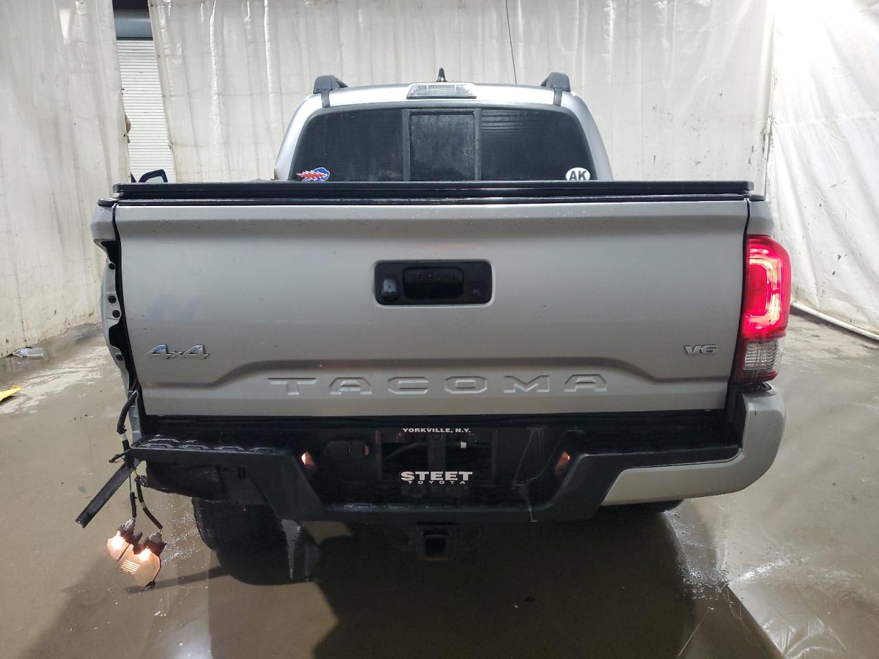 2022 Toyota Tacoma VIN 3TMCZ5AN7NM468614 Copart auction photo, all over / undercarriage damage thumbnail 6