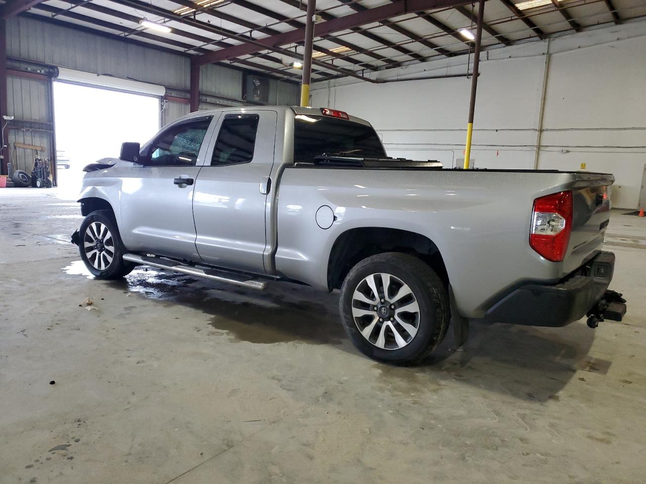 2015 Toyota Tundra VIN 5TFRM5F15FX085720 Copart auction photo, front end damage thumbnail 2