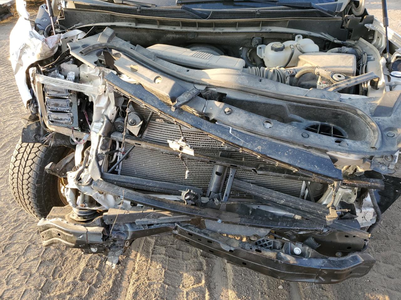 2022 GMC Yukon VIN 1GKS2JKLXNR260381 Copart auction photo, front end / side damage thumbnail 12