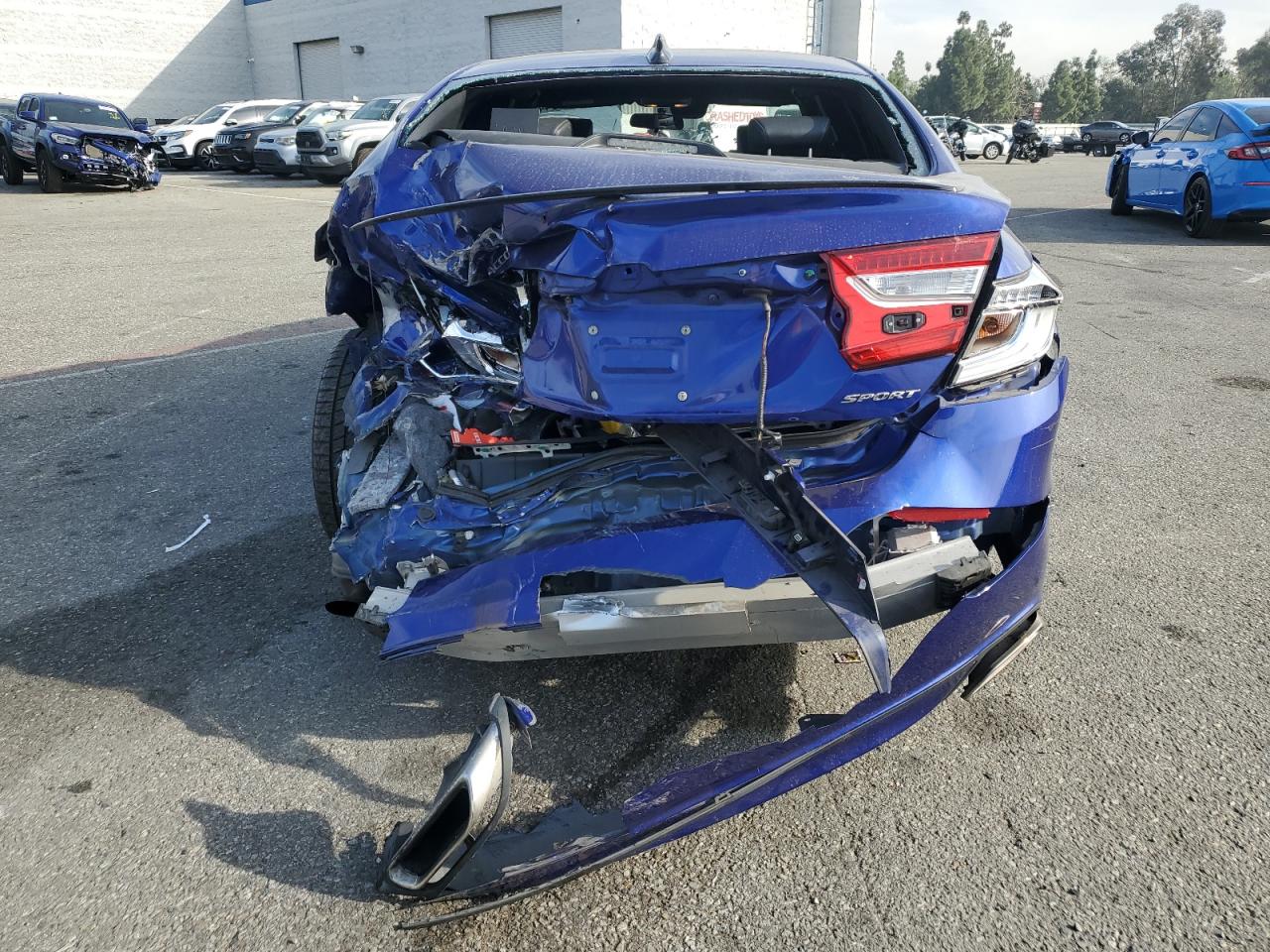 2022 Honda Accord VIN 1HGCV1F36NA010816 Copart auction photo, rear end damage thumbnail 6