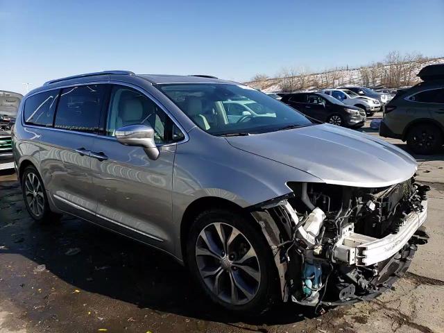 2017 Chrysler Pacifica VIN 2C4RC1GG8HR647576 Copart auction photo, front end / rear end damage thumbnail 15