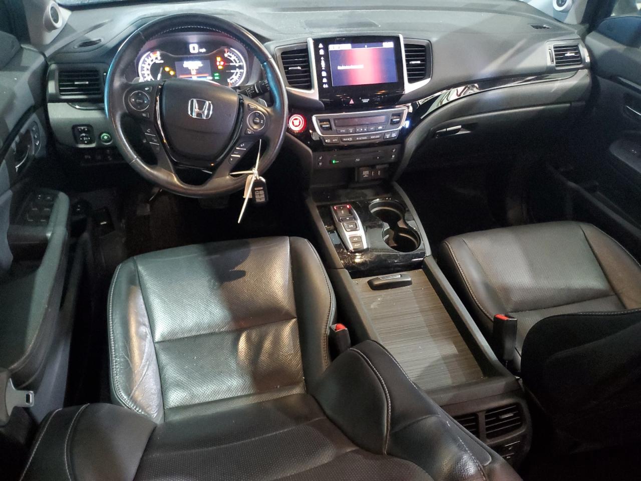 2017 Honda Pilot VIN 5FNYF6H05HB075508 Copart auction photo, side / front end damage thumbnail 8