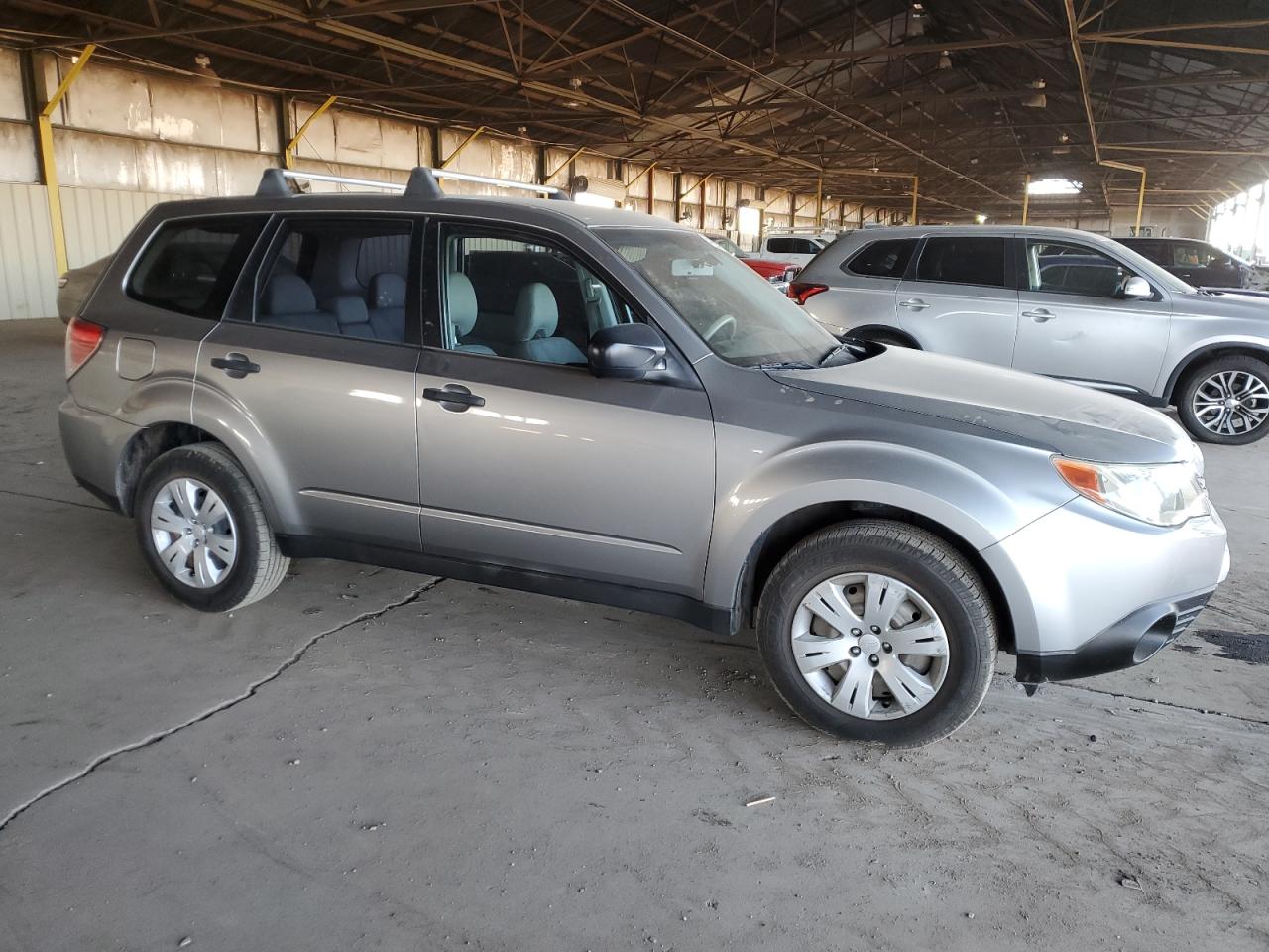 2009 Subaru Forester VIN JF2SH61669H791772 Copart auction photo, side / front end damage thumbnail 4