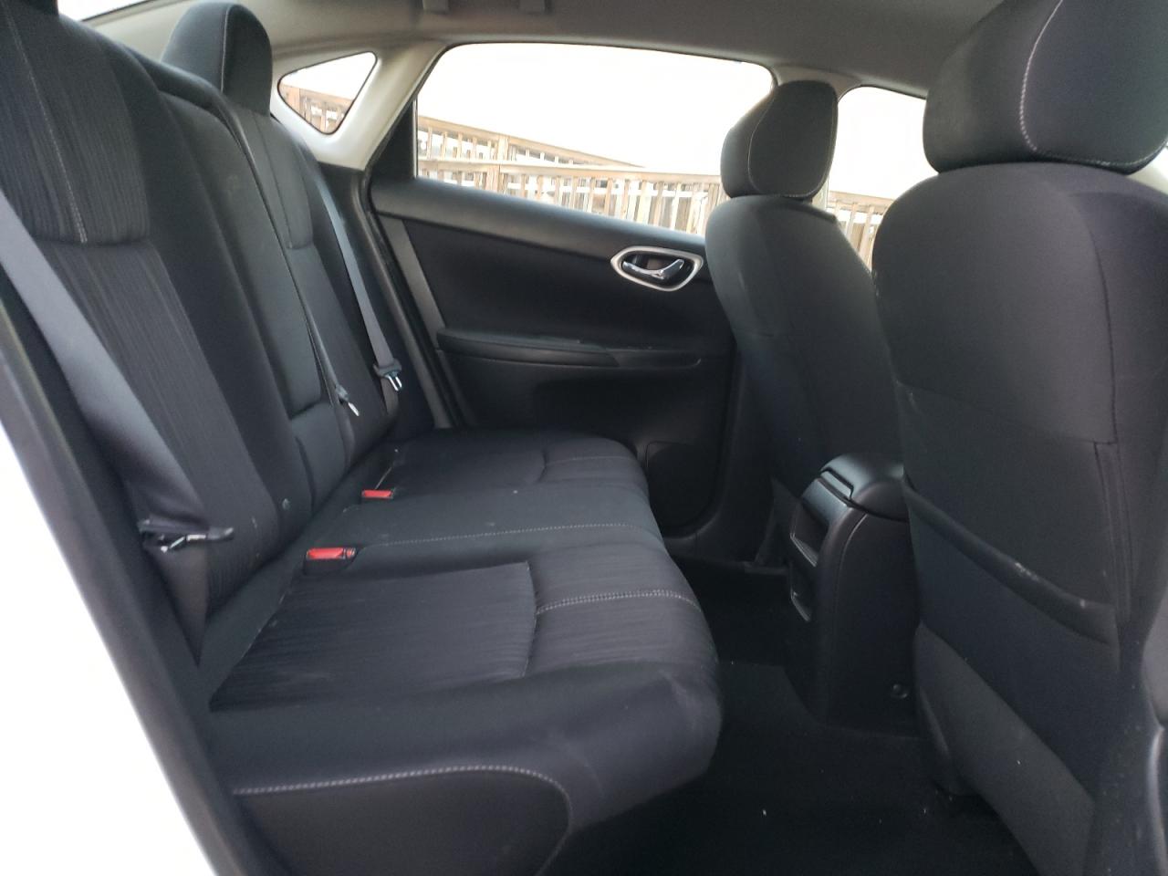 2016 Nissan Sentra VIN 3N1AB7AP5GL660389 Copart auction photo, front end / side damage thumbnail 10