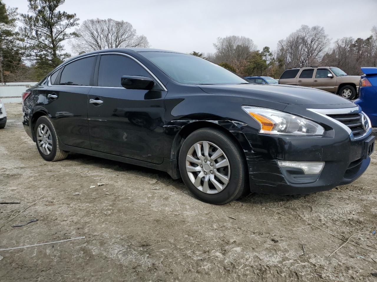 2014 Nissan Altima VIN 1N4AL3AP6EN334686 Copart auction photo, side damage thumbnail 4