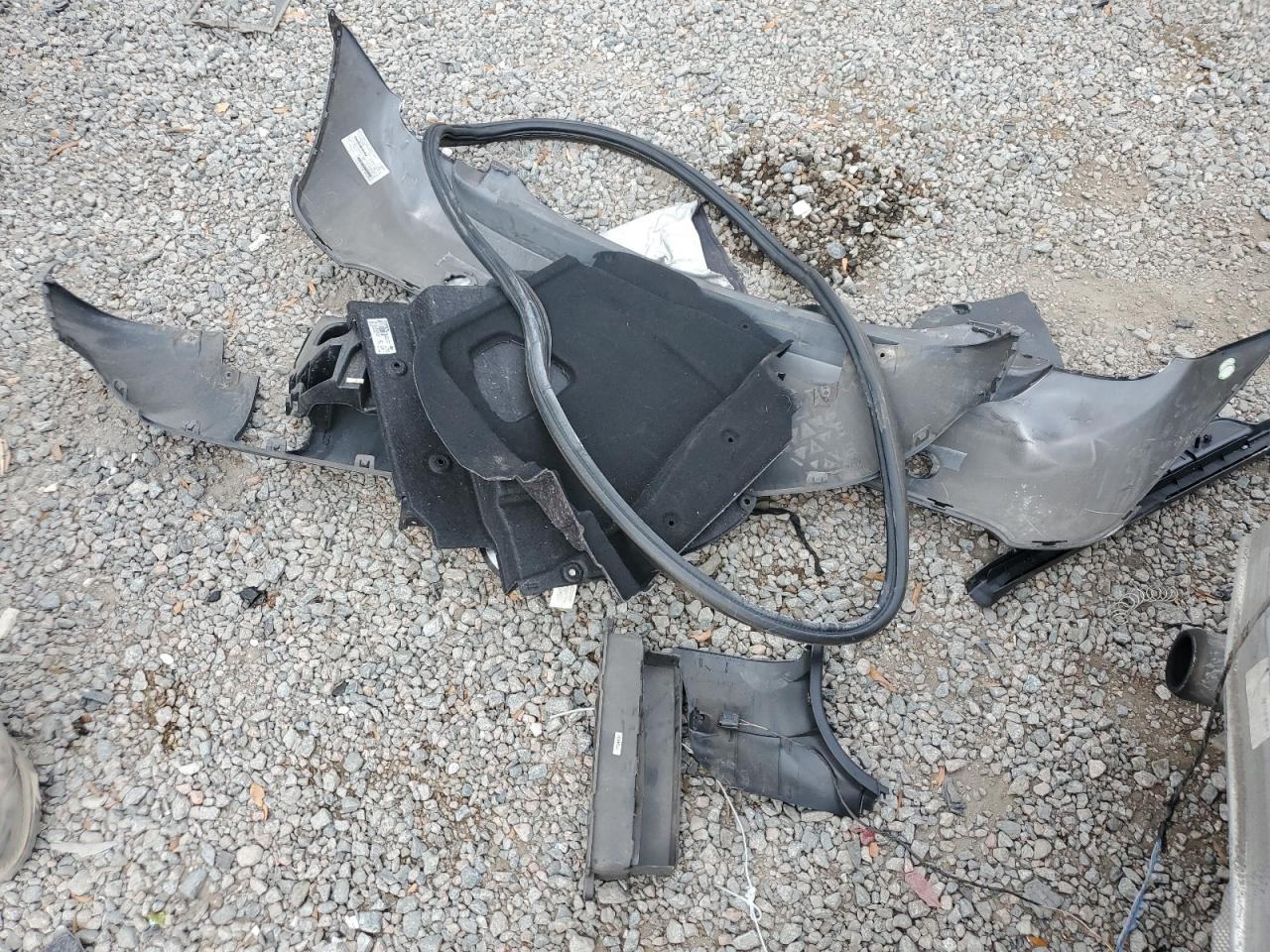 2015 MINI Cooper VIN WMWXS5C56FT828670 Copart auction photo, rear end / front end damage thumbnail 12