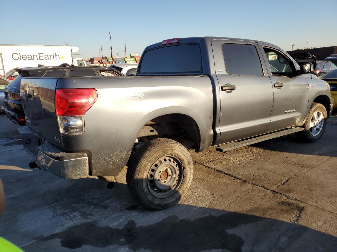 2007 Toyota Tundra VIN 5TBDV54177S472666 Copart auction photo, rear end / minor dent/scratches damage thumbnail 3