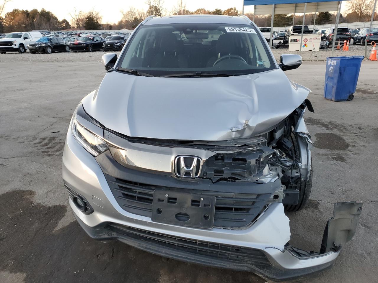 2022 Honda HR-V VIN 3CZRU6H59NM764409 Copart auction photo, front end / side damage thumbnail 5