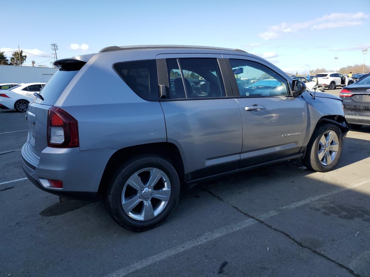 2016 Jeep Compass VIN 1C4NJCBA6GD641814 Copart auction photo, side / all over damage thumbnail 3